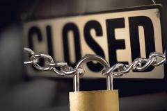 Λουκέτο σε καταστήματα γνωστής αλυσίδας σε Αθήνα και Θεσσαλονίκη