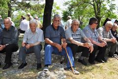 Δείτε φωτογραφίες από το πατροπαράδοτο έθιμο των ψυχών (2019),  στο χωριό Σπήλαιο Γρεβενών