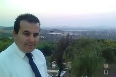 ΣΠΥΡΟΣ ΚΑΡΑΔΗΜΑΣ Ο ΒΡΑΒΕΥΜΕΝΟΣ ΜΕΤΡ ΔΕΞΙΩΣΕΩΝ ΑΠΟ ΤΗ ΣΤΑΝΟ ΑΜΦΙΛΟΧΙΑΣ.