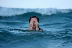 Η ΘΕΡΑΠΕΙΑ ΓΙΑ ΟΛΑ ΕΙΝΑΙ ΤΟ ΑΛΜΥΡΟ ΝΕΡΟ : ΙΔΡΩΤΑΣ, ΔΑΚΡΥΑ ΚΑΙ ΘΑΛΑΣΣΑ