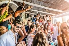 «Απόβαση» εφοριακών σε τουριστικές περιοχές για 50.000 ελέγχους