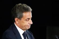 Ο Σαρκοζί παραπέμπεται σε δίκη για αθέμιτη άσκηση επιρροής