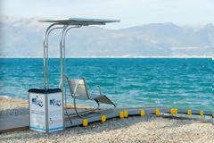 Οι 50 παραλίες της Κύπρου που παρέχουν πρόσβαση σε ΑμεΑ