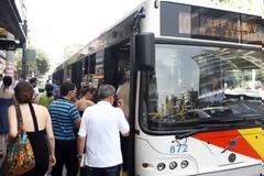 Ταλαιπωρία και οργή στις στάσεις του ΟΑΣΘ: Μόνο 300 από τα 520 λεωφορεία κυκλοφορούν!