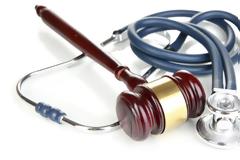 Στο ΣτΕ προσέφυγαν οι γιατροί για να λύσουν τις διαφορές τους