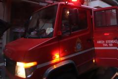 Ενας νεκρός ύστερα από πυρκαγιά στον Αυλώνα  αττικης