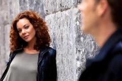 Viral video! Τι κοιτάζουν οι γυναίκες πάνω στο σώμα ενός άντρα μόλις τον γνωρίζουν;