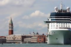 Βενετία: Οι οικολόγοι ζητούν να απαγορευτούν τα κρουαζιερόπλοια