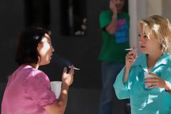 Υψηλότερος ο κίνδυνος σοβαρού εμφράγματος για τις καπνίστριες από ό,τι για τους καπνιστές