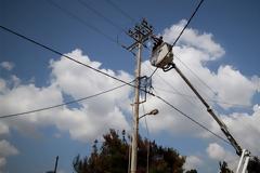 Φόβοι για μπλακ-άουτ στη ΔΕΗ λόγω καύσωνα