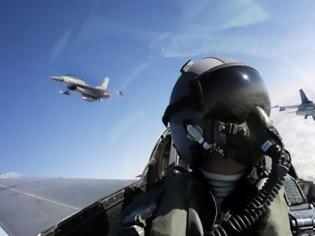 Φωτογραφία για Εικονική αερομαχία και νέες παραβιάσεις απο τουρκικά μαχητικά