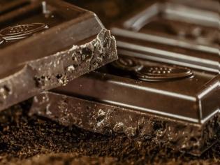 Φωτογραφία για Ανάκληση προϊόντος μαύρης σοκολάτας από τον ΕΦΕΤ