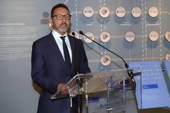 Λογιστές εναντίον Στουρνάρα για το «πραξικόπημα των ισολογισμών»