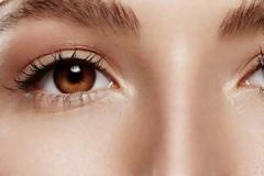 Ολα όσα πρέπει να γνωρίζετε για τους φακούς επαφής