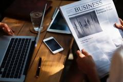 Κρίση στα ελληνικά ΜΜΕ: 1 στους 2 δεν διαβάζει ειδήσεις – Τα social-media κυριαρχούν