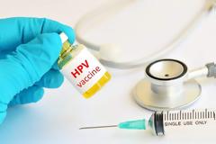 «Δουλεύουν» τα εμβόλια κατά του καρκίνου του τραχήλου της μήτρας