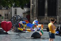 «Καμίνι» η Γαλλία - Στους τέσσερις οι νεκροί από τον πρωτοφανή καύσωνα