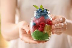 Οι 5 τροφές που κάνουν καλό στον θυρεοειδή