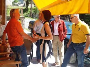 Φωτογραφία για Η υποψήφια βουλευτής της Νέας Δημοκρατίας ΠΕ Γρεβενών Λαμπρινή  Κόγιου - Χατζηζήση   στη Σαμαρίνα και στη Σμίξη (εικόνες)