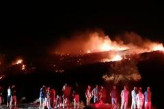Νύχτα θρίλερ στην Κύπρο: Άγνωστο αντικείμενο συνετρίβη στα Κατεχόμενα – Ακούστηκαν ισχυρές εκρήξεις – Βίντεο