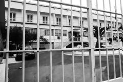 «Βγάζει» τρομοκράτες και σκληρούς βαρυποινίτες από τις φυλακές ο νέος ποινικός κώδικας