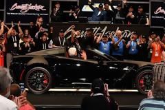 Πουλήθηκε η τελευταία Corvette με κινητήρα εμπρός