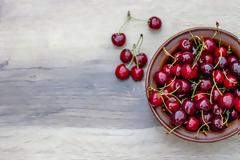 Κεράσια: Θερμίδες και γιατί πρέπει να τα εντάξετε στη διατροφή σας