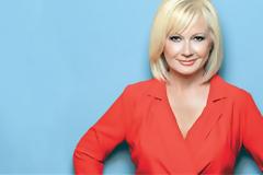 Ο ΣΚΑΪ «θέλει» την Αγγελική Νικολούλη