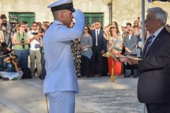 ΓΕΝ: Παρέλαβαν τα ξίφη τους από τον ΠτΔ οι νέοι Σημαιοφόροι του ΠΝ