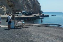 Σαντορίνη: Έδεσε το σκάφος του πάνω στη ράμπα για ΑμεΑ