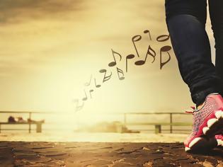 Φωτογραφία για Το περπάτημα μπορεί να βελτιωθεί όταν συνδυάζεται με τη μουσική σε άτομα με Σκλήρυνση