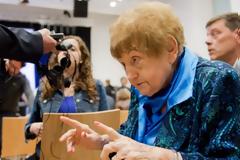 Η επιζήσασα του Μένγκελε Εύα Κορ πέθανε στην ετήσια επίσκεψή της στο Άουσβιτς