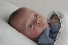 Γνωρίστε τον πιο δυνατό Έλληνα στον κόσμο: Γεννήθηκε 395 γραμμάρια και επέζησε!