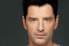 Ασαφές το τηλεοπτικό μέλλον του Σάκη Ρουβά...