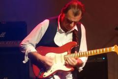 Έφυγε από τη ζωή ο κιθαρίστας των θρυλικών Socrates, Γιάννης Σπάθας