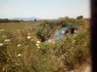 Φωτογραφία για Αγρίνιο: Αυτοκίνητο έπεσε σε αρδευτικό αύλακα στο Δοκίμι (ΔΕΙΤΕ ΦΩΤΟ)
