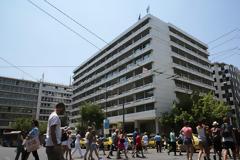 Με εννέα ελαφρύνσεις το νέο τοπίο στη φορολογία