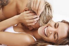 Οι Δεξιοί, οι κεντρώοι ή οι αριστεροί απολαμβάνουν το σ ε ξ;