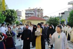 Τα Γρεβενά υποδέχτηκαν την Τίμια Κάρα του Οσίου Νικάνορος (εικόνες + video)