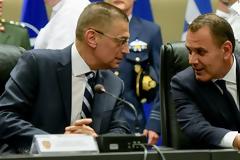 ΤΩΡΑ - Στο Εθνικό Κέντρο Επιχειρήσεων ο Υπουργός Εθνικής Άμυνας Νίκος Παναγιωτόπουλος