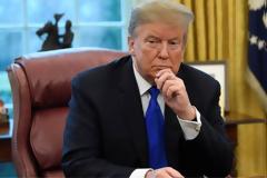 Ο Ντόναλντ Τραμπ συνεχάρη τον Αρχιεπίσκοπο Ελπιδοφόρο