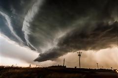 Σπάνιο το φαινόμενο που έπληξε τη Χαλκιδική:Τι είναι η supercell καταιγίδα