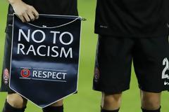 FIFA: Διπλασιάζονται οι ποινές για ρατσιστικά περιστατικά