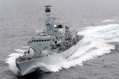 Ιρανικά πλοία «παρενόχλησαν» βρετανικό τάνκερ στο Στενό του Ορμούζ