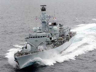 Φωτογραφία για Ιρανικά πλοία «παρενόχλησαν» βρετανικό τάνκερ στο Στενό του Ορμούζ