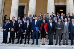 Η πρώτη μετεκλογική δημοσκόπηση: Στο 51% η ικανοποίηση για το αποτέλεσμα της κάλπης