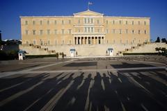 Μια νέα κυβέρνηση στην... ίδια χώρα