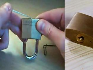 Φωτογραφία για Χάσατε τα κλειδιά σας; Αυτός είναι ο πιο εύκολος τρόπος να ανοίξετε μία κλειδαριά (ΒΙΝΤΕΟ)