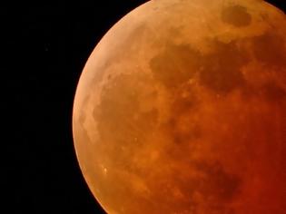 Φωτογραφία για Πανσέληνος και μερική έκλειψη της Σελήνης το βράδυ της ερχόμενης Τρίτης