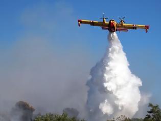 Φωτογραφία για Πυρκαγιές στη νότια Γαλλία, απομακρύνθηκαν πάνω από 2.500 κατασκηνωτές